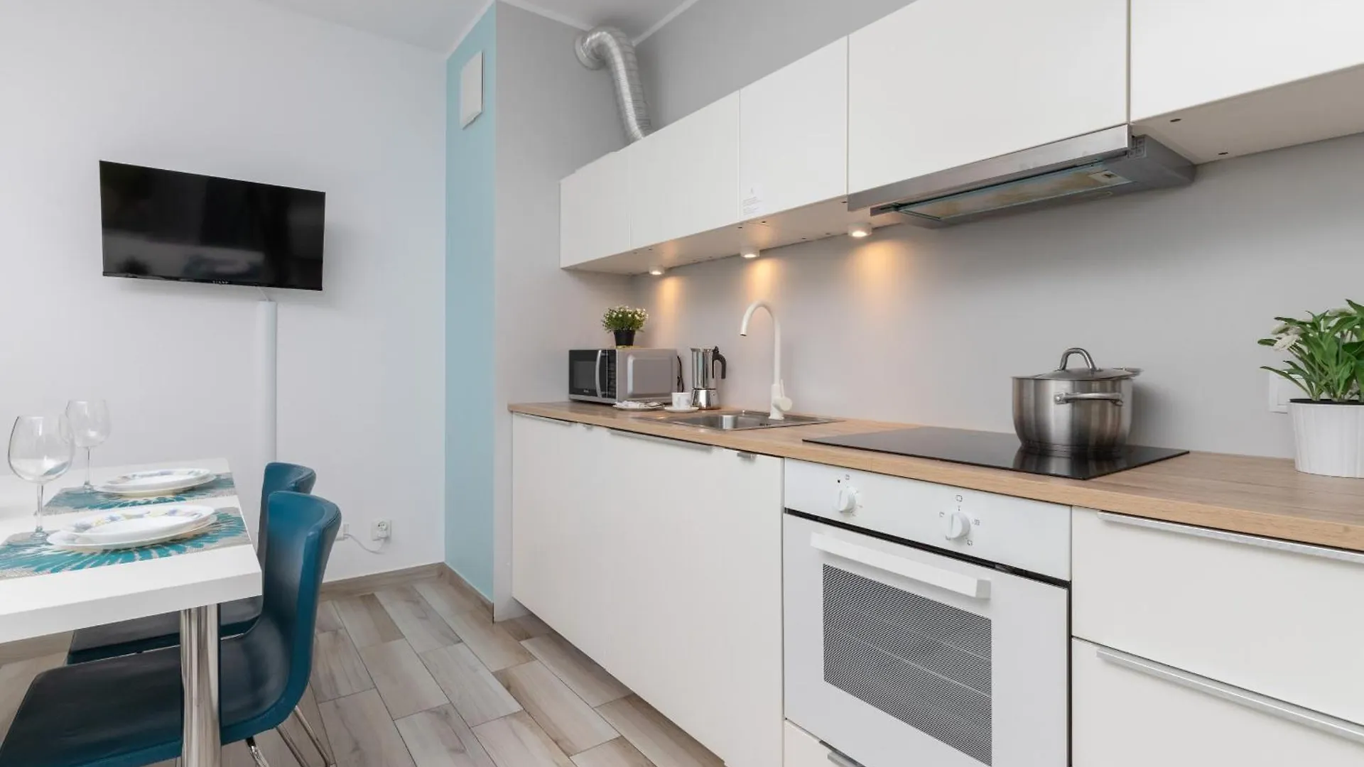Apartament Pastel Lawendowe Wzgorze Studio With Balcony And Parking By Noclegi Renters Gdańsk